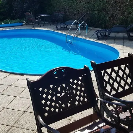 Pensjonat Saules Sveciu Namai