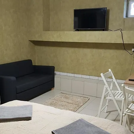 Saules Sveciu Namai Pensjonat